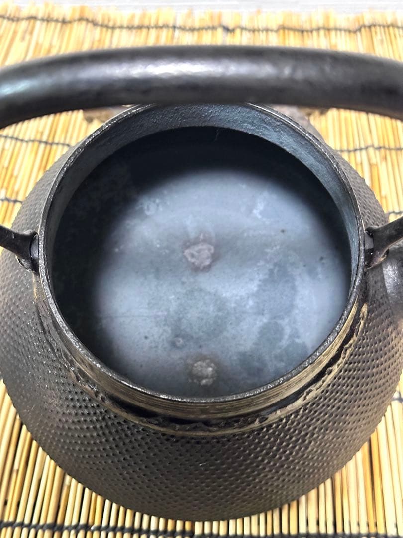 新品、供箱等付属品付 南部岩鋳四代目清末作 真作保証 18型アラレ