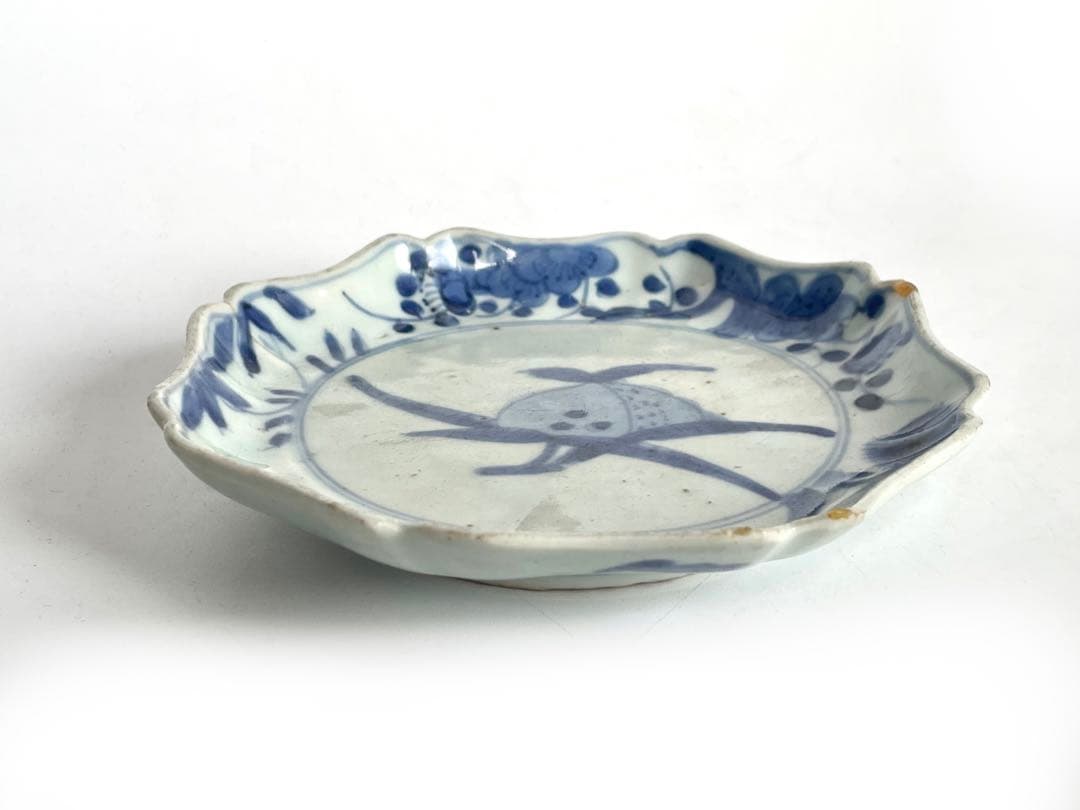 骨董アンティーク藍九谷染付桃図輪花縁小皿誉印初期伊万里古伊万里