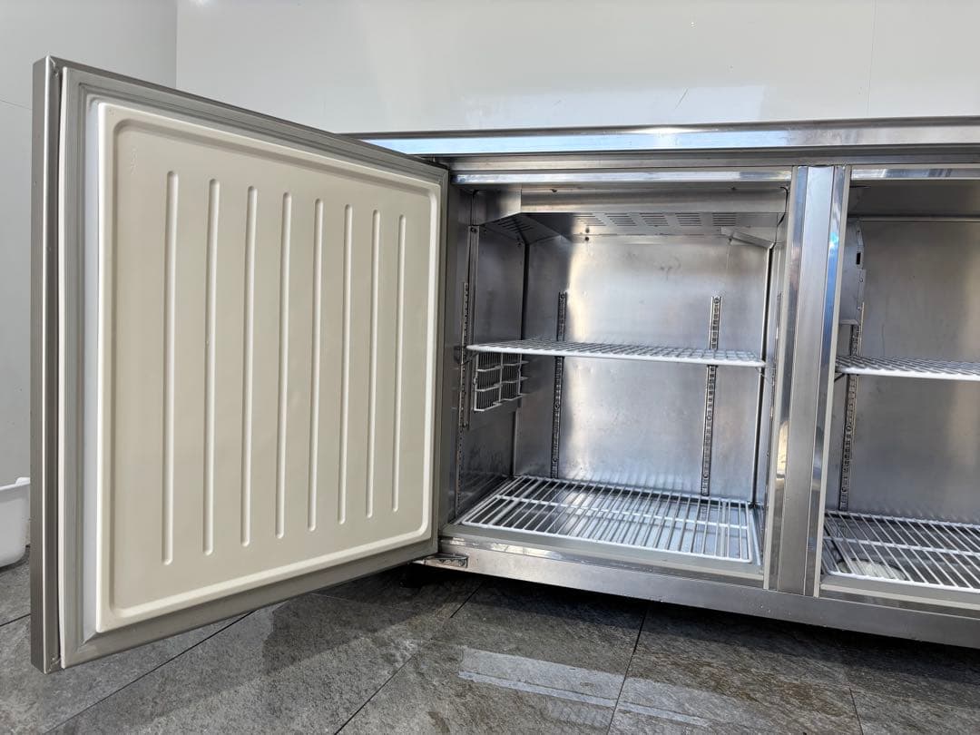 パナソニック業務用台下冷凍冷蔵庫SUR-K1561CB最新モデル