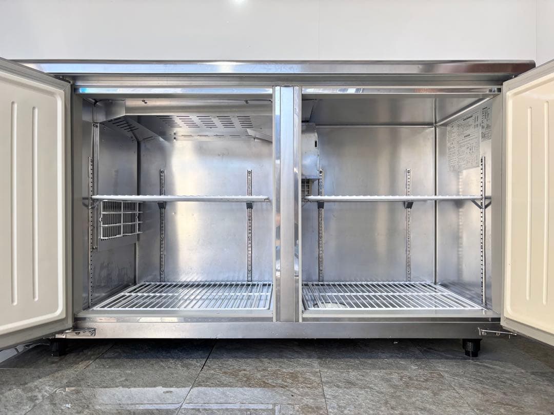 パナソニック業務用台下冷凍冷蔵庫SUR-K1561CB最新モデル