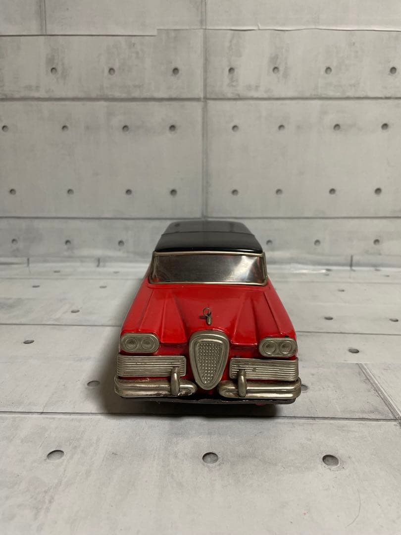 ブリキ自動車 フォード エドセルワゴン27cm×11cm - メルカリ