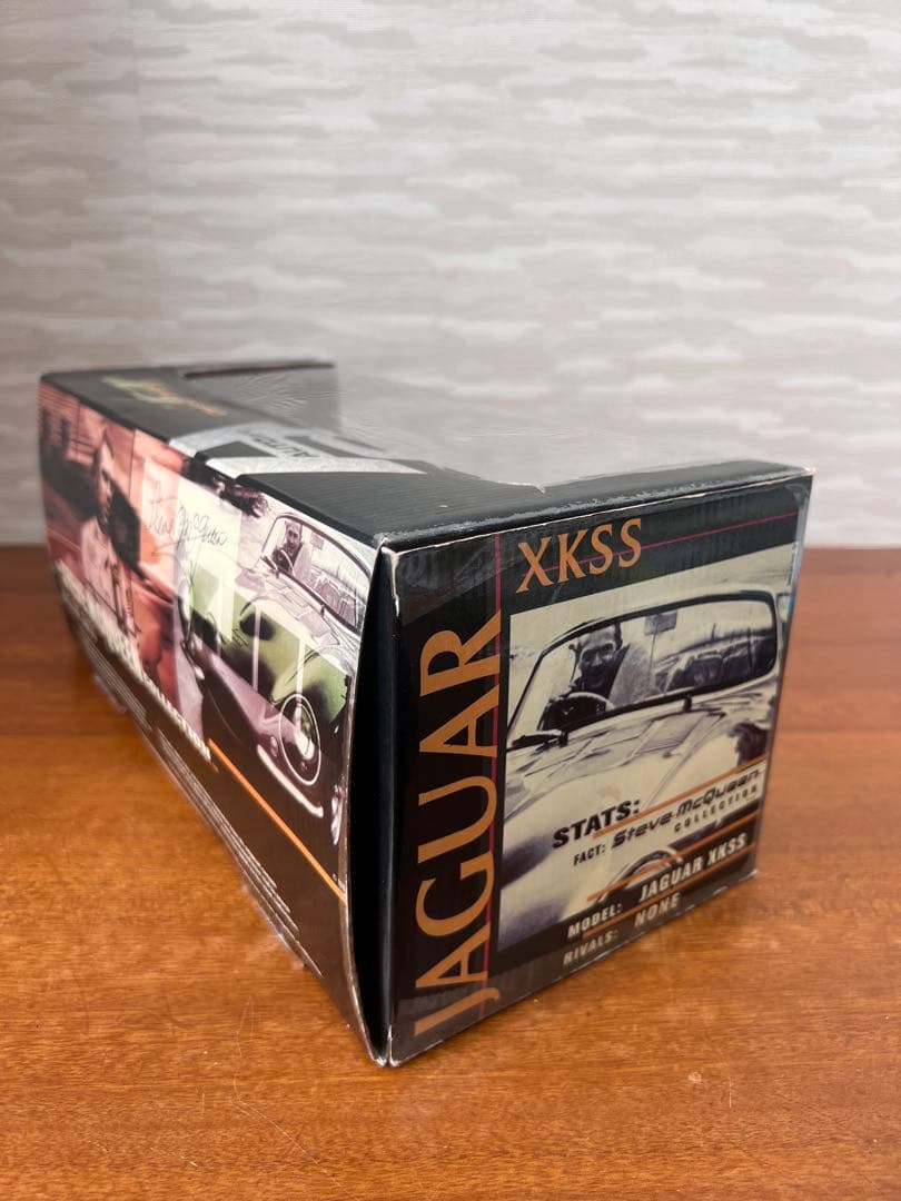 No470ミニカー1/18 AUTO art JAGUAR XKSS