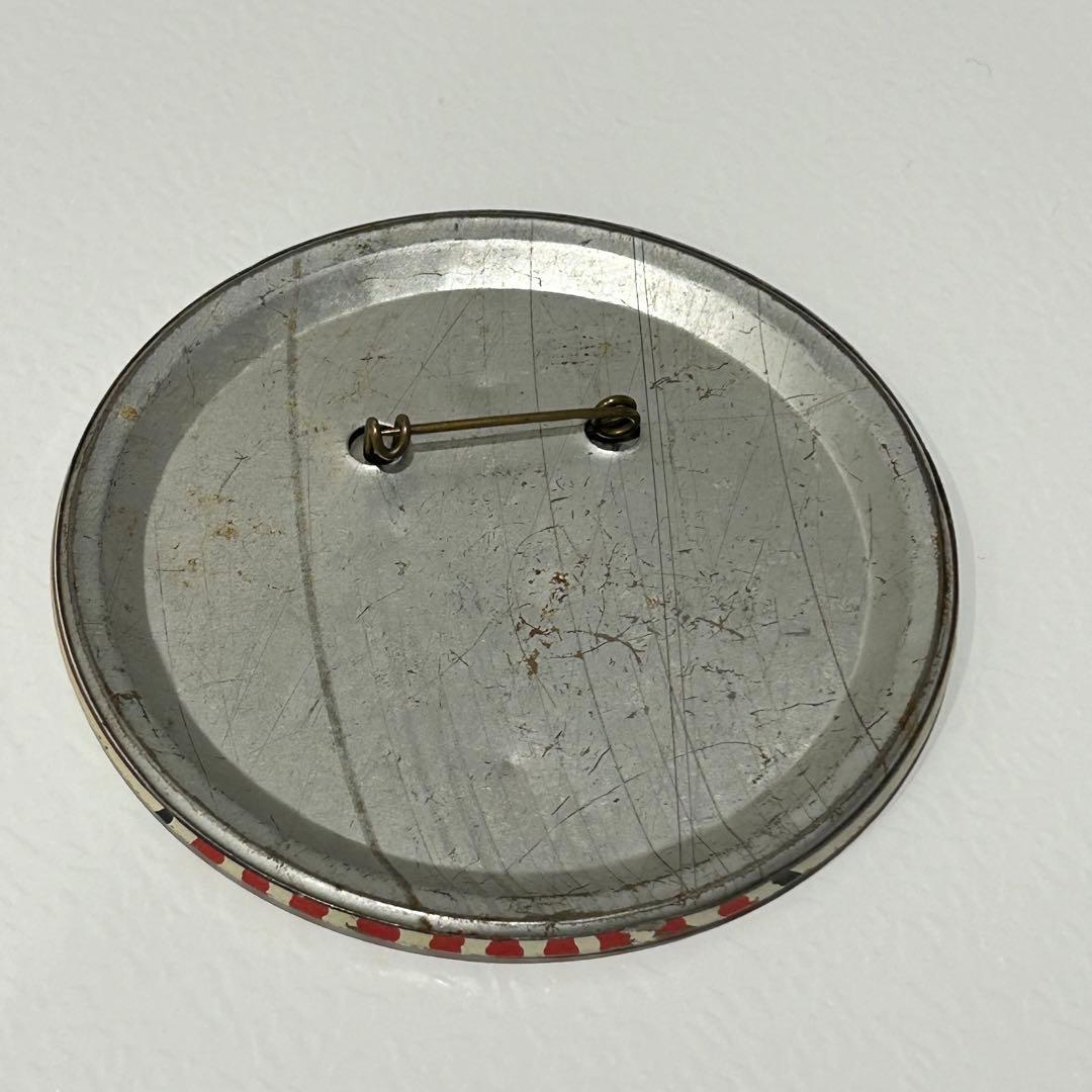 1960s drunkerd bartender pin button