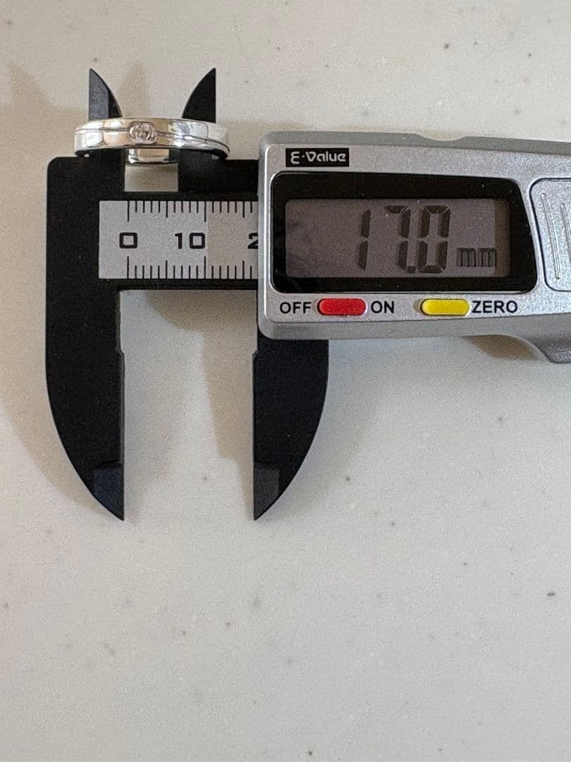 GUCCI ダイアゴナル インターロッキングスリム 刻印:13号【箱/ポーチ付】