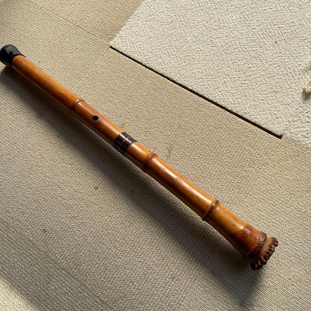 252尺八 ニ尺一寸管 晏弘銘ニ印