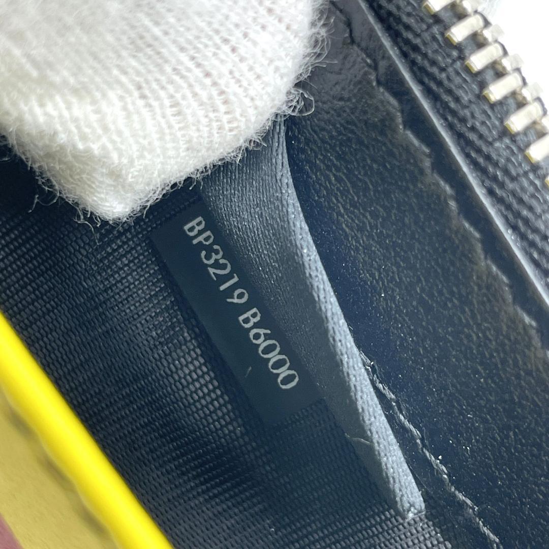 美品　ドルチェ＆ガッバーナ　呪術廻戦　I LOVE DG フラグメントケース