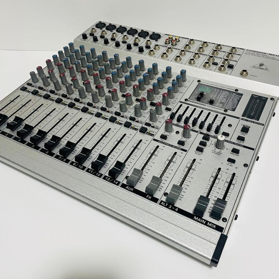 希少 ジャンク扱い BEHRINGER mx1804x EURORACK