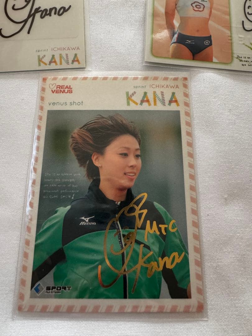リアルヴィーナス 市川華菜 陸上短距離 サイン入り他