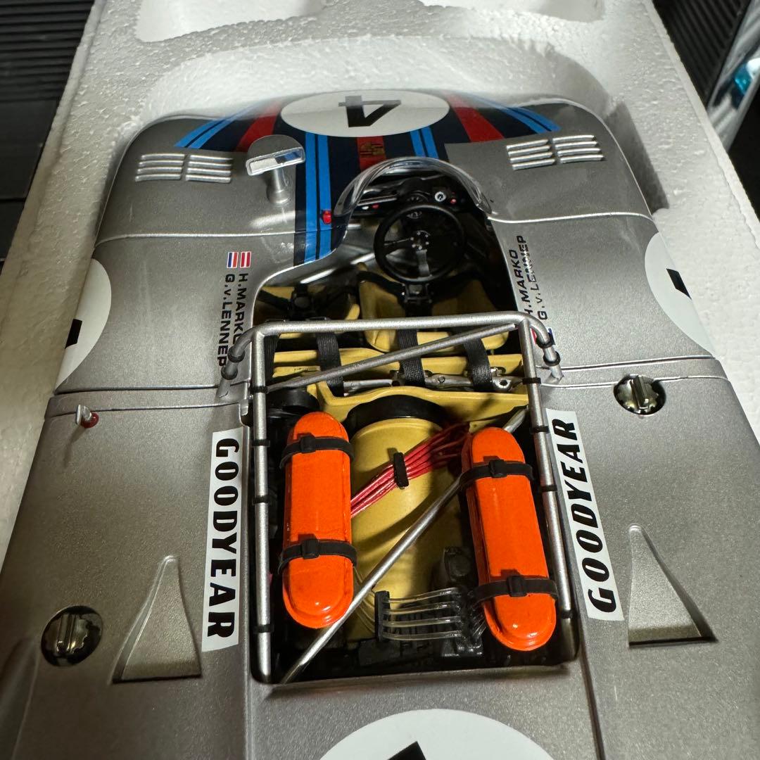 未展示品 オートアート 1/18 ポルシェ908 / 03