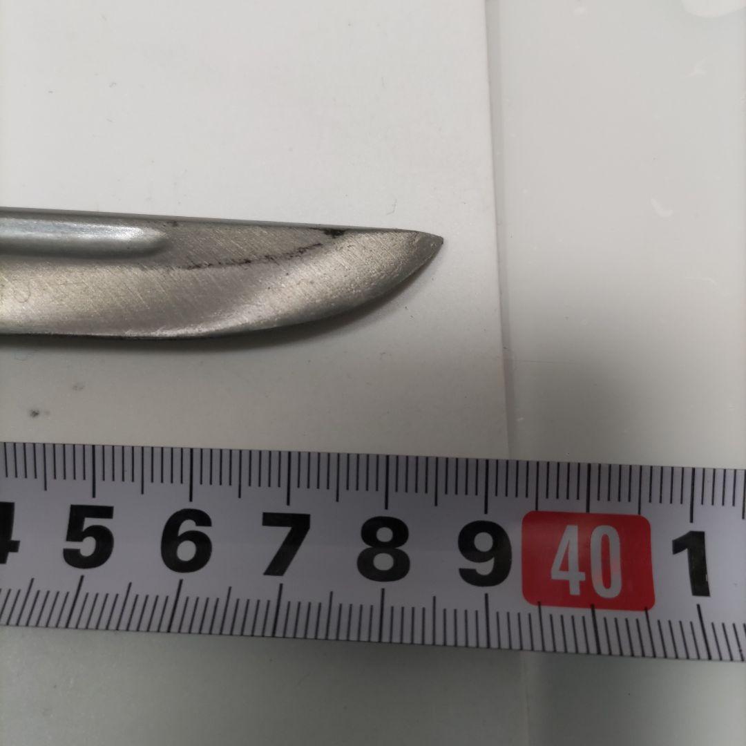 210. （模造刀）金色装飾の刀40cm