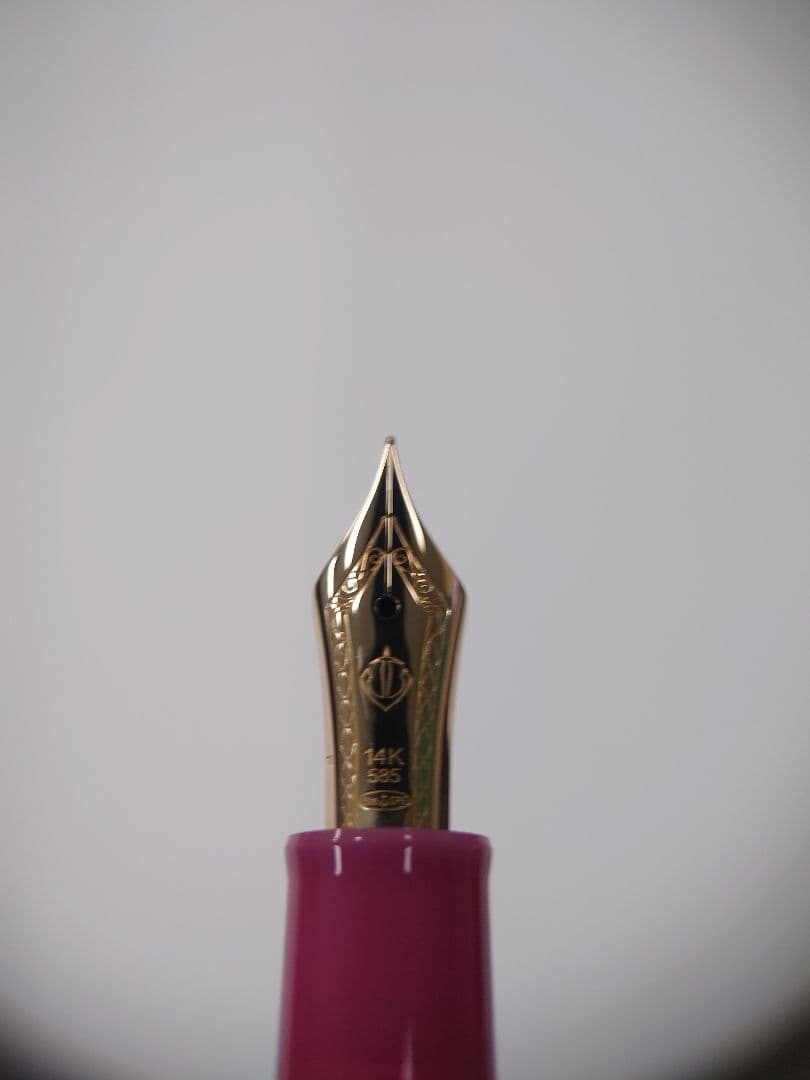 未使用　セーラー万年筆　海外モデル　万葉ペン 「Rabbit Ear Iris」