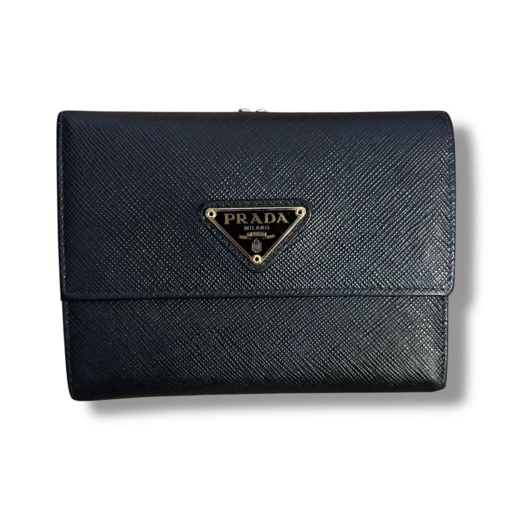 美品✨PRADA プラダ 財布 がま口 レザー 3つ折り ブラック 三角ロゴ