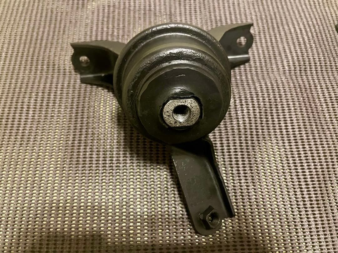 MR-S テクノプロスピリッツ 強化エンジンマウント 3000km中古