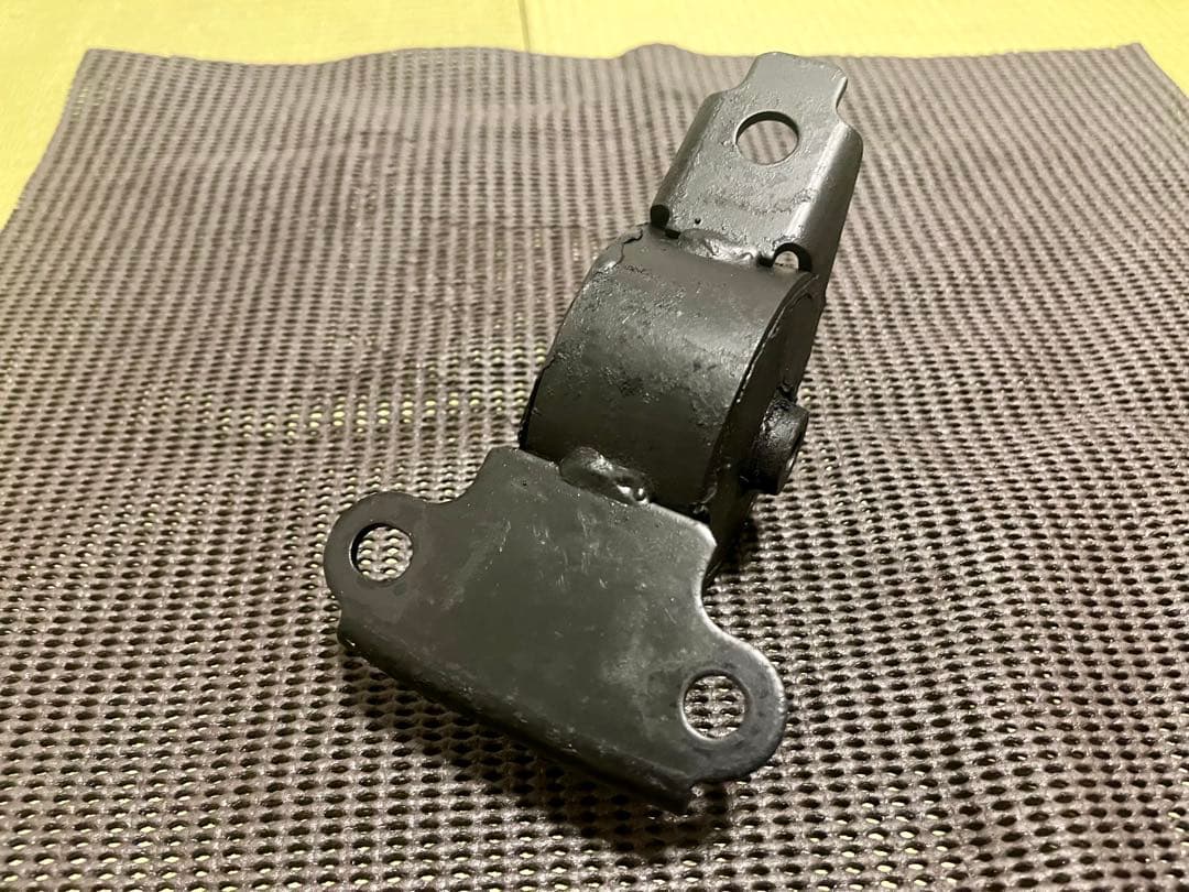 MR-S テクノプロスピリッツ 強化エンジンマウント 3000km中古