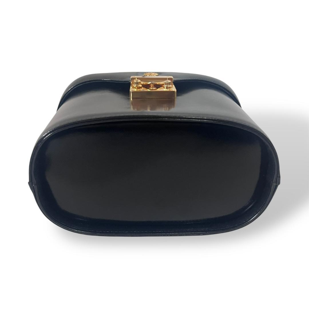 極美品 ヴェルサーチ サンバースト バニティバッグ ブラック ゴールド