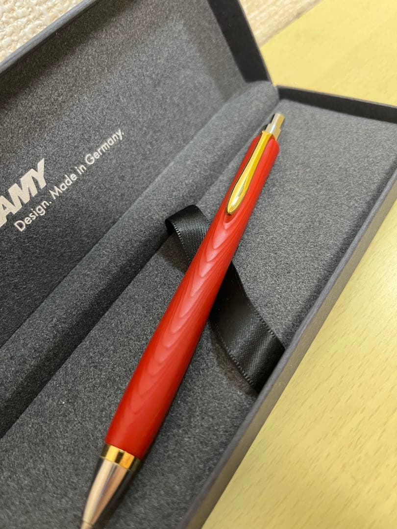 ウッドペンクラフト 姫縁杉 浮造り国産朱漆 0.5ミリ シャープペンシル