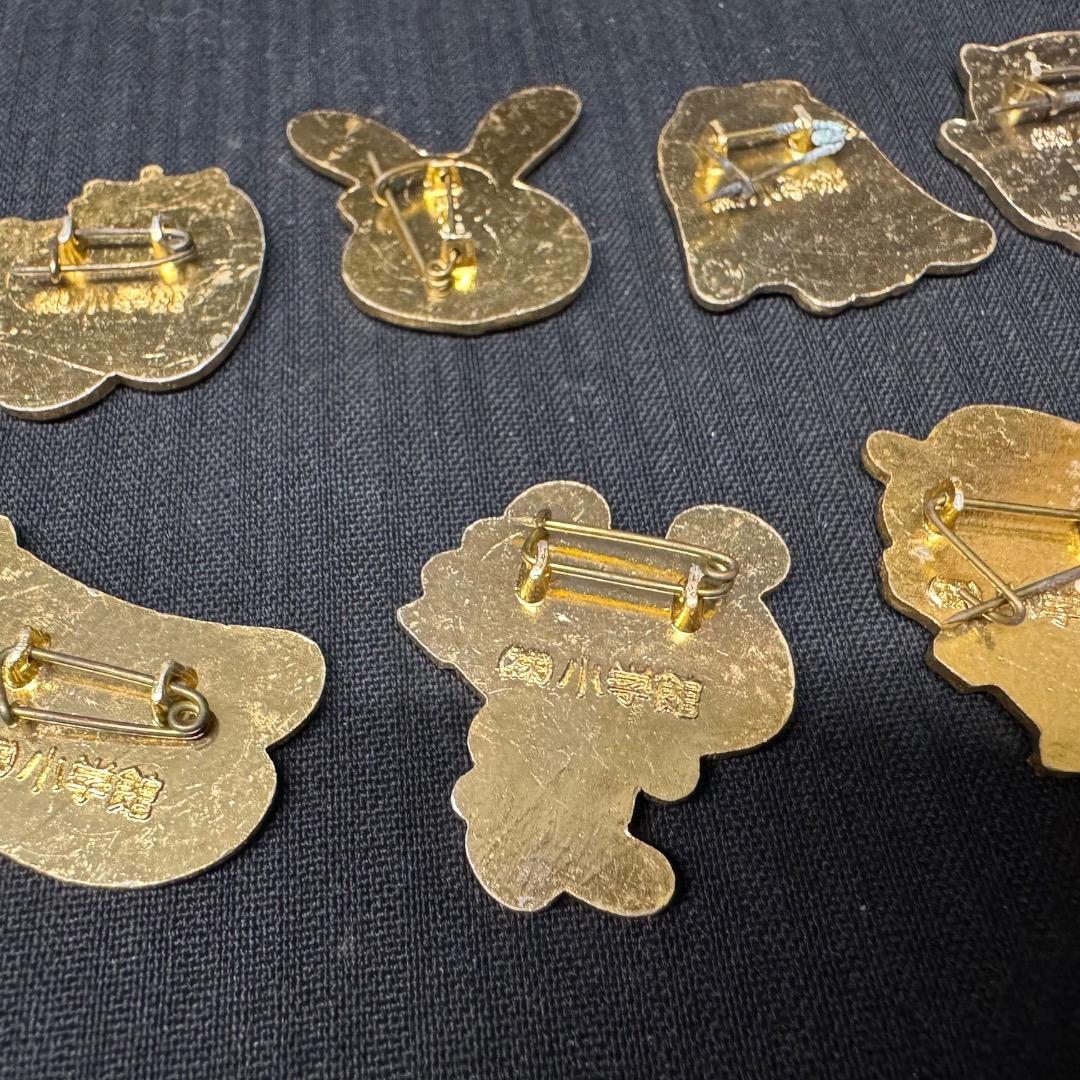 ⬜︎Bb右1011 小学館　バッジ　まとめ