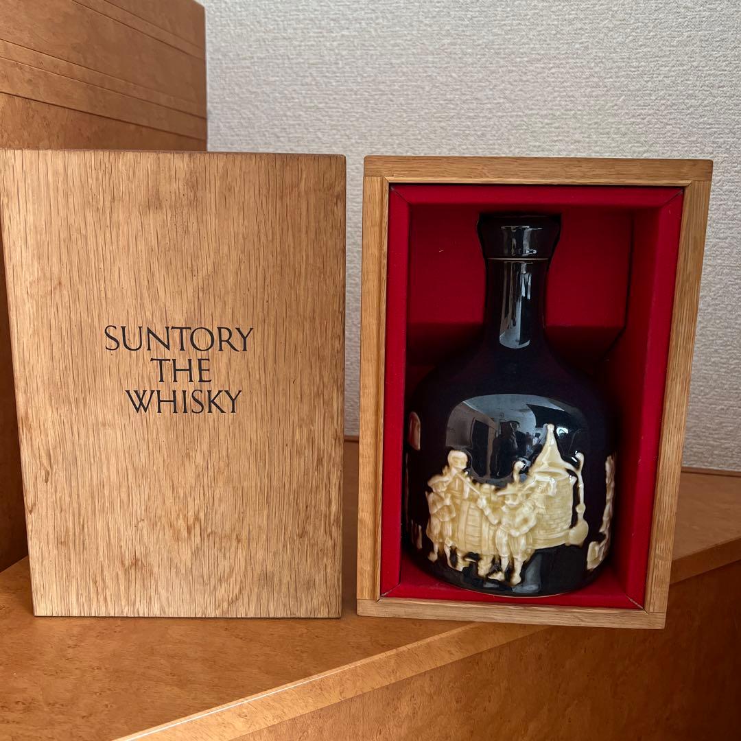 サントリーザウィスキー有田焼空瓶、木箱 サントリー『ザ・ウィスキー