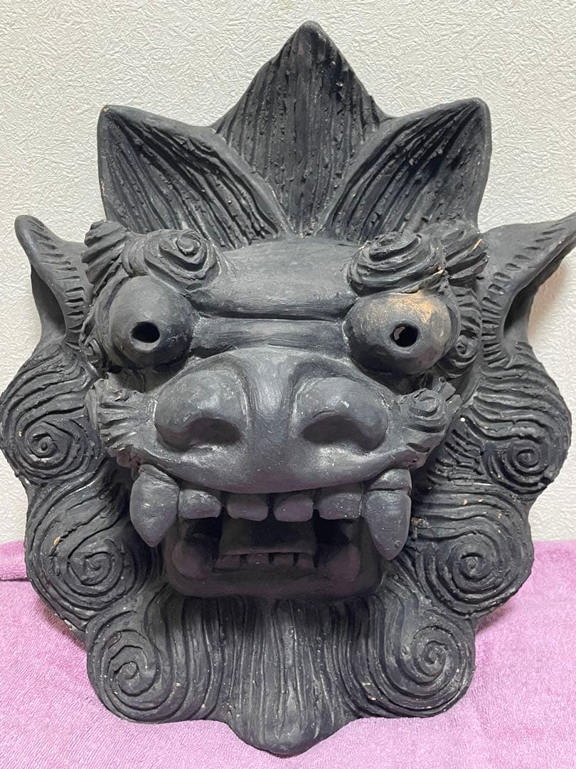 名工　島常賀　面シーサー　燻　壺屋焼