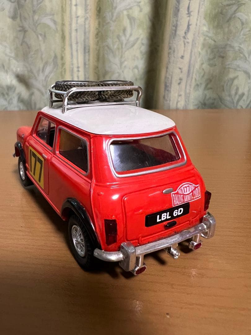 ミニクーパー スロットカー マシーン