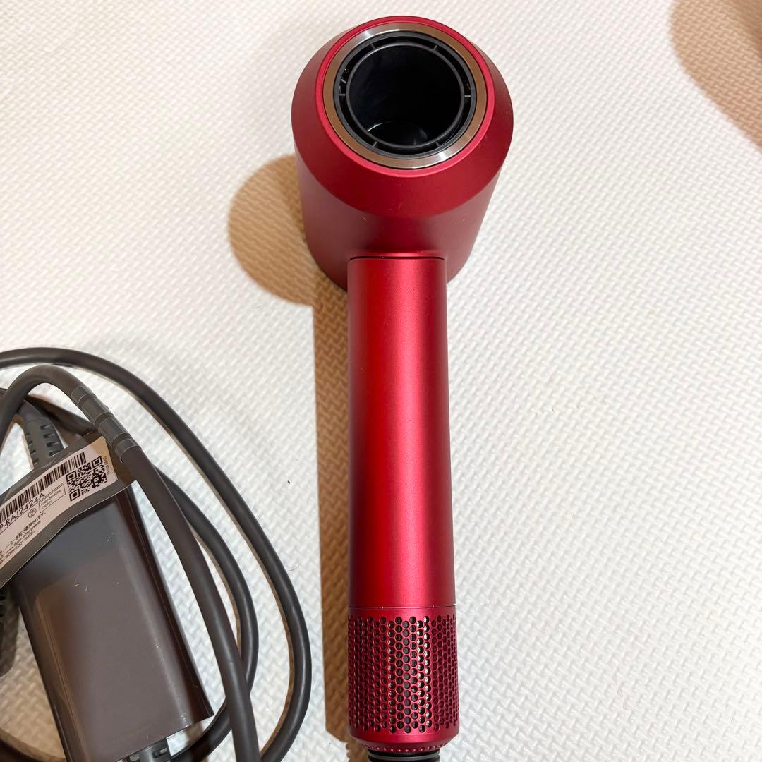 【美品】Dyson ダイソン ヘアドライヤー 数量限定 レッドモデル HD08