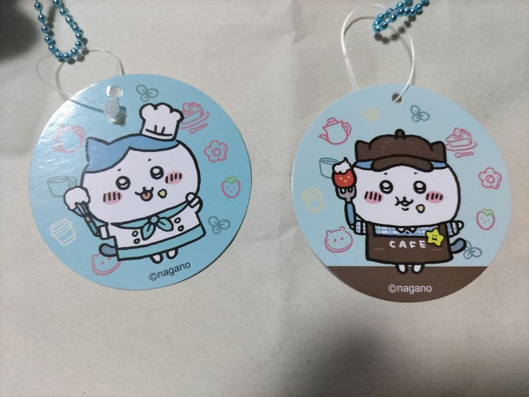 ちいかわ　ハチワレ　カフェの店員さんマスコット　カフェのコックさんマスコット