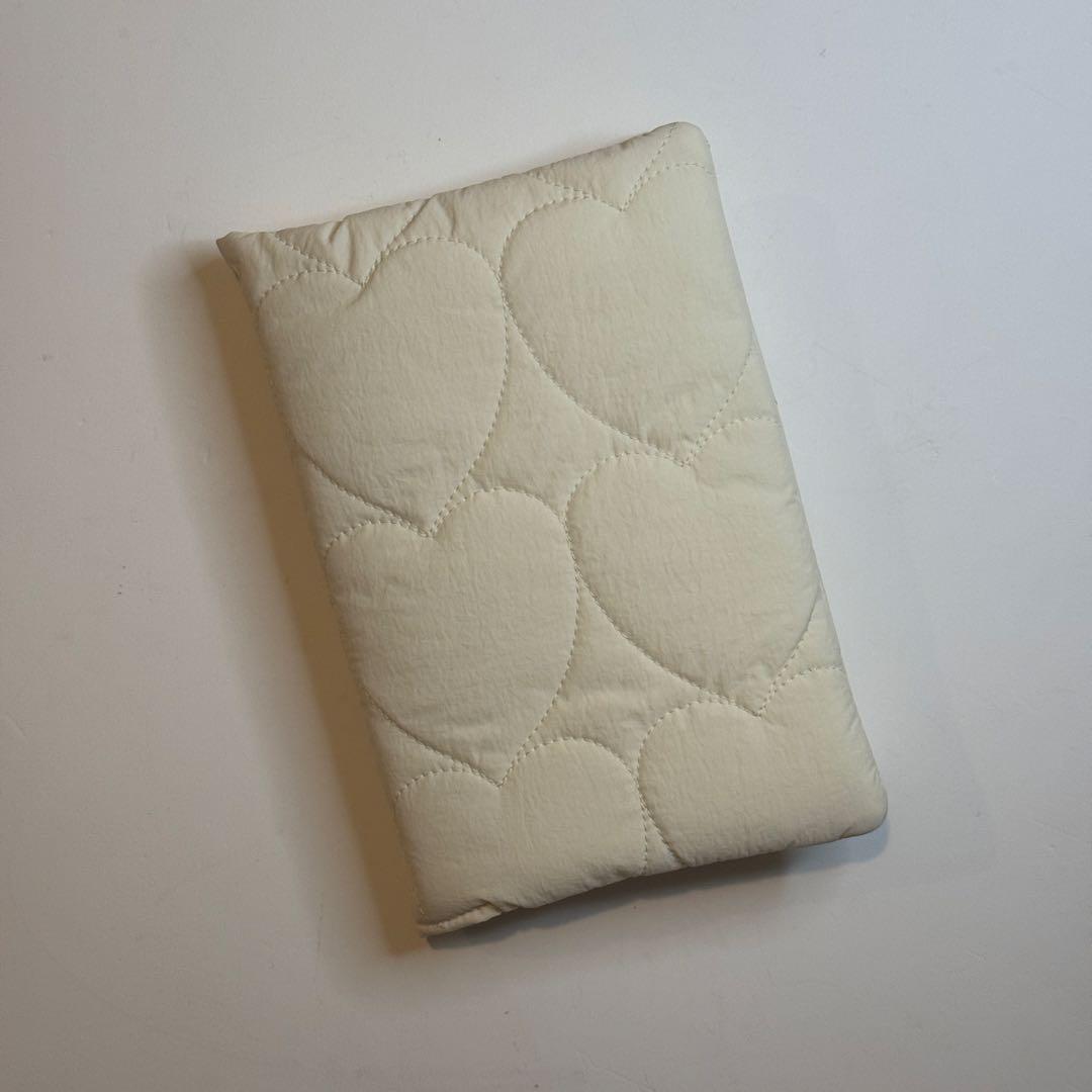 ゲリラセール】バインダーカバー アイボリー ビッグハート A6 韓国 貯金