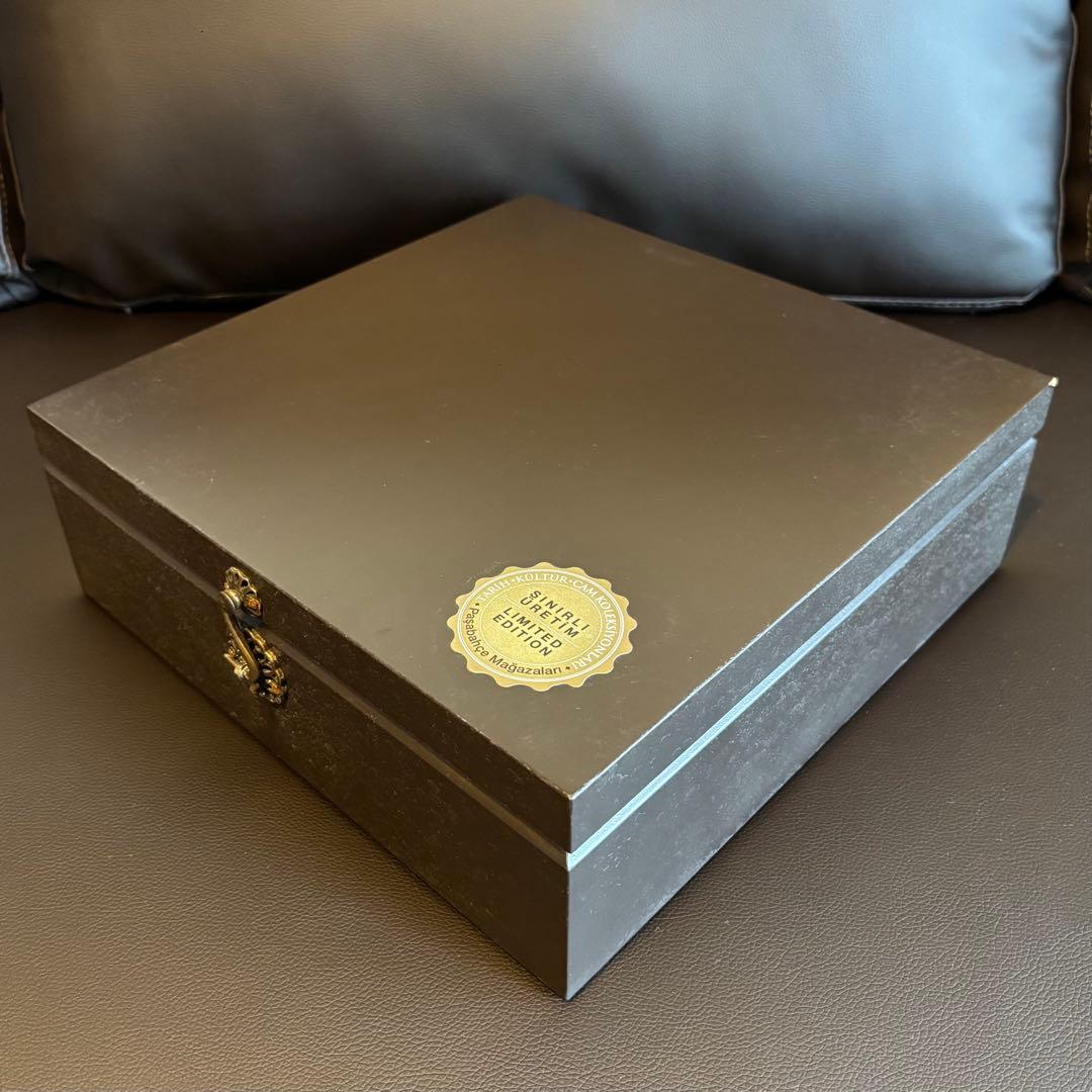 Paşabahçe(パシャバチェ) 装飾皿 24金レリーフ 限定品 - メルカリ