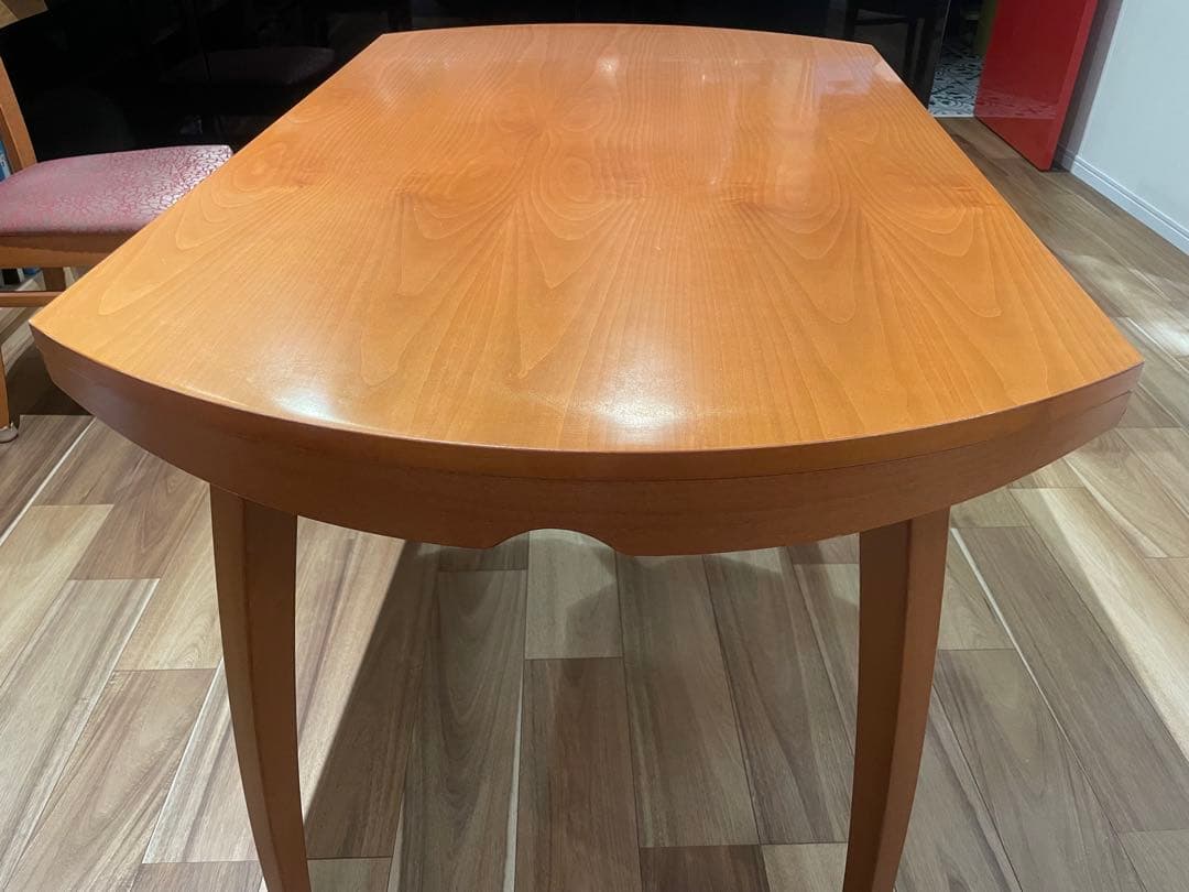 Calligaris　カリガリス　円形木製テーブル（テーブルのみ）掲載期限あり