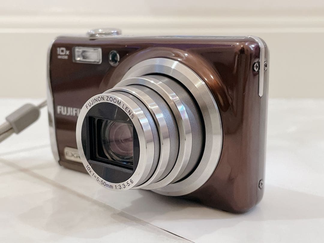 FUJIFILM FINEPIX F70EXR デジタルカメラ 付属品完備箱付き FUJIFILM