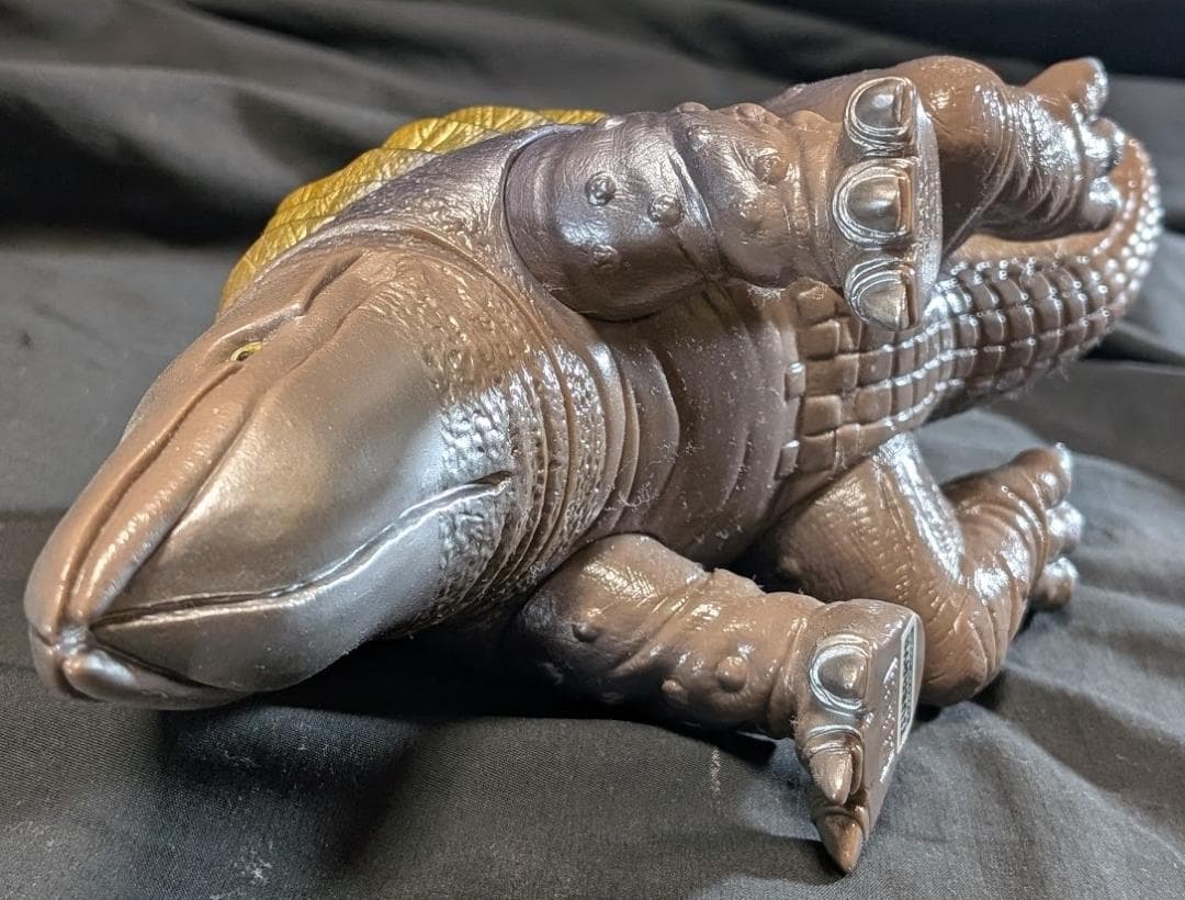 ガボラ 四足・ヒレ閉ver.「ウルトラマン」登場怪獣（怪獣郷）ソフビ