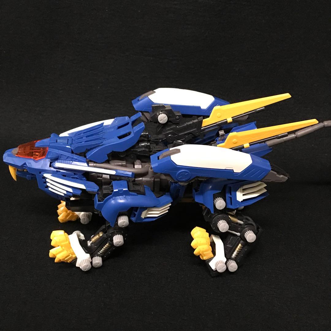 ゾイド　RZ-028 ブレードライガーAB バン仕様　プラモデル　/M4