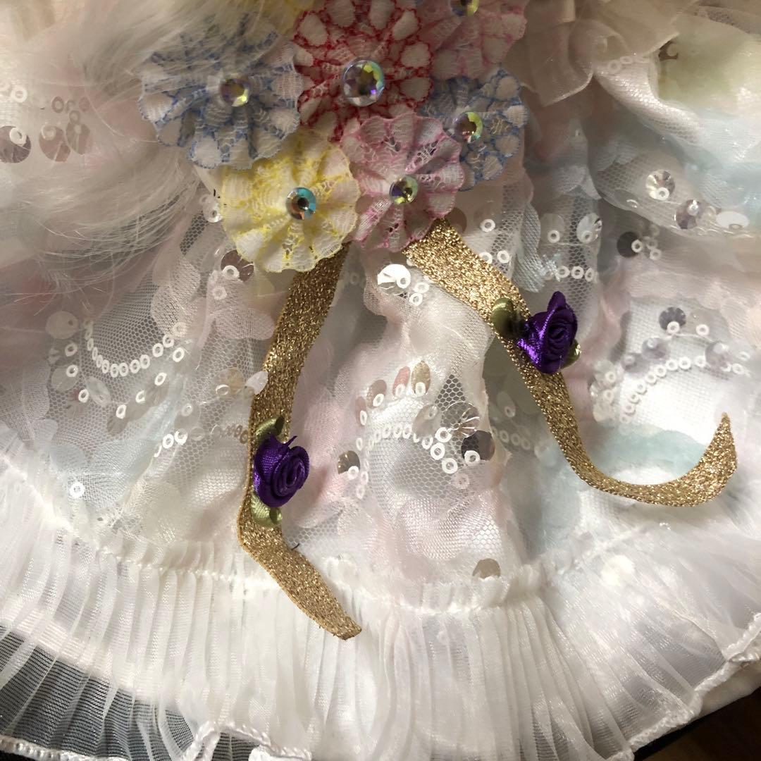 Hello kitty 美しいオリジナルのウェディングドレス