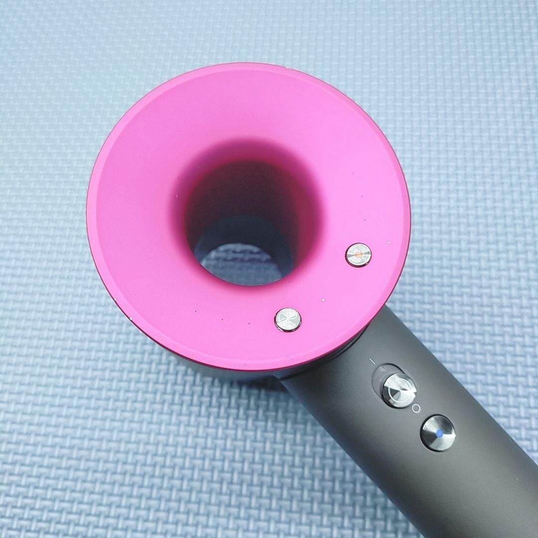 ほぼ未使用✨️Dyson ダイソン HD08 ヘア　ドライヤー