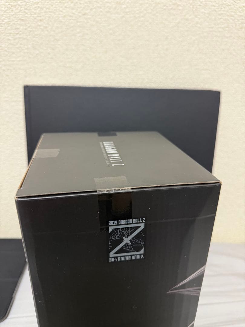 ドラゴンボールZ 30周年 孫悟空 フィギュア 30周記念 絵本付きます