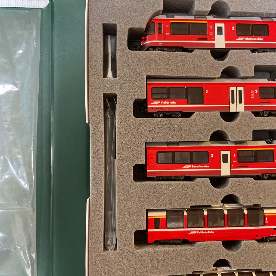 KATO 10-1318 ベルニナ急行　レーティッシュ鉄道　5両基本セット