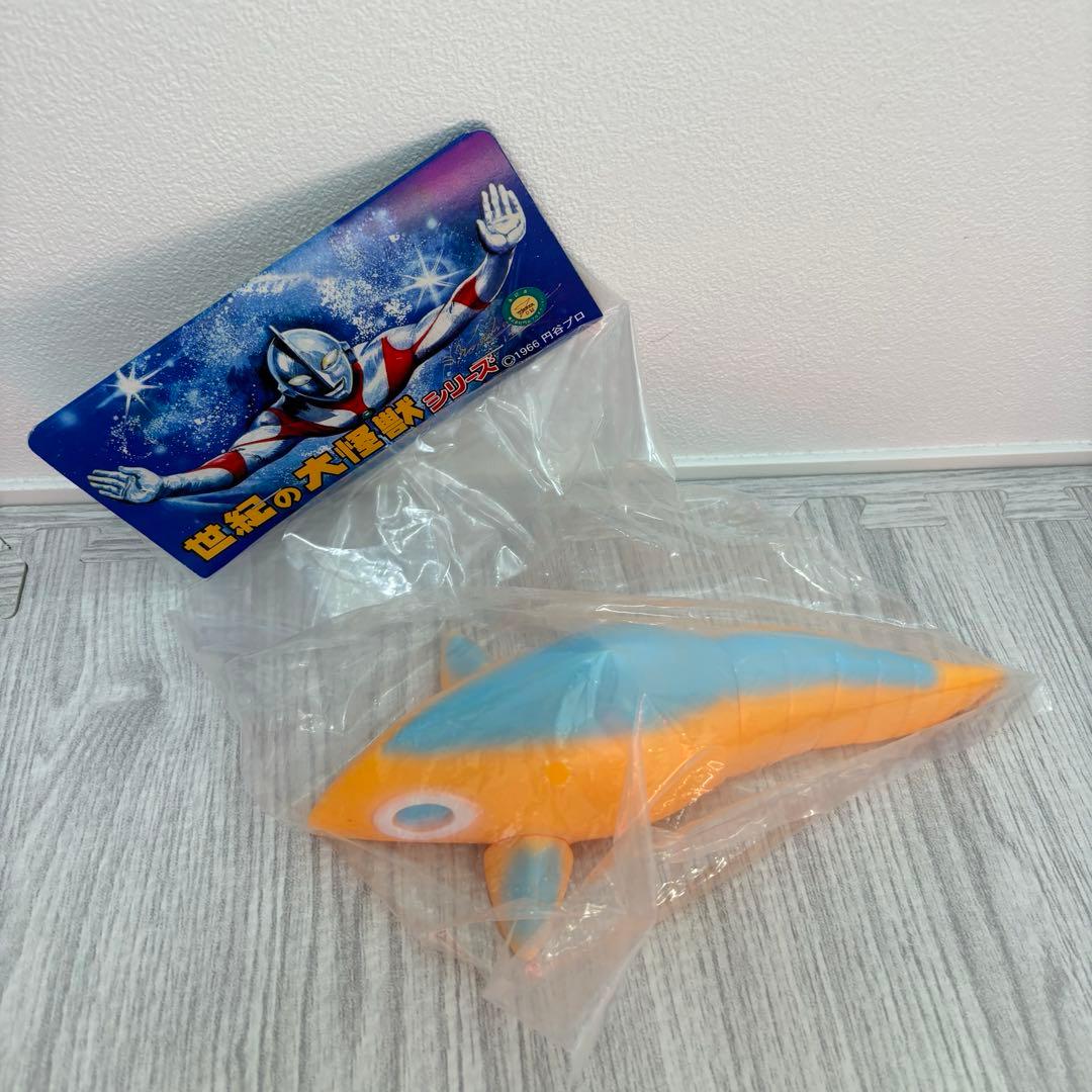 マーミット　ガヴァドンA ソフビ