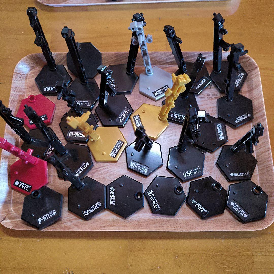 仮面ライダービルド 装動 創動 42体＋オーズ1、ミニチュアフィギュア、ソフビ