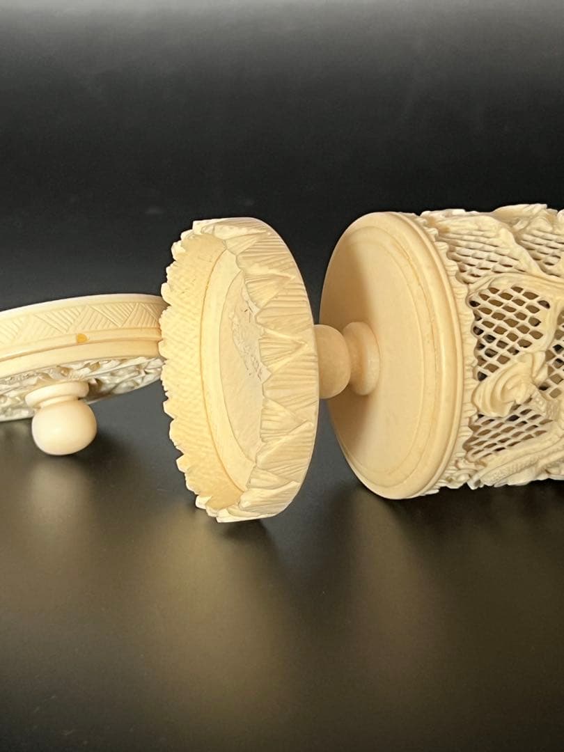 極上 コオロギ巣 重さ：約101g