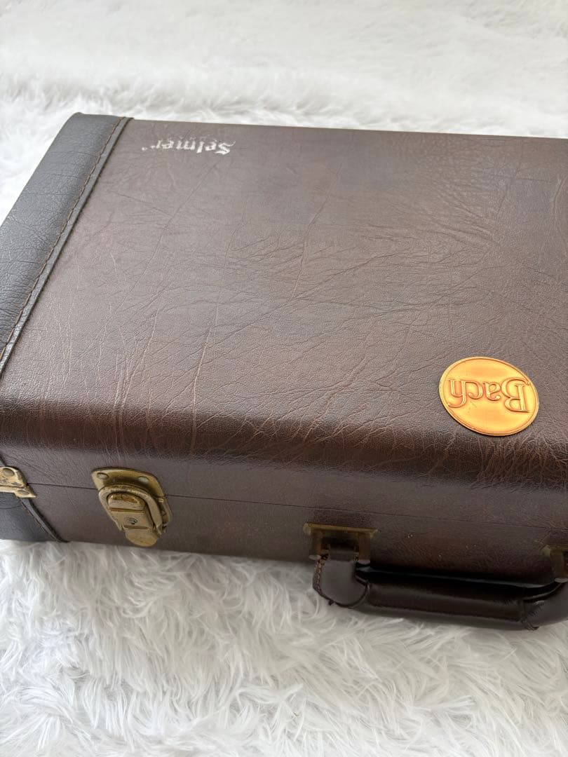 ヤマハトランペットYTR2320ES シルバープレート