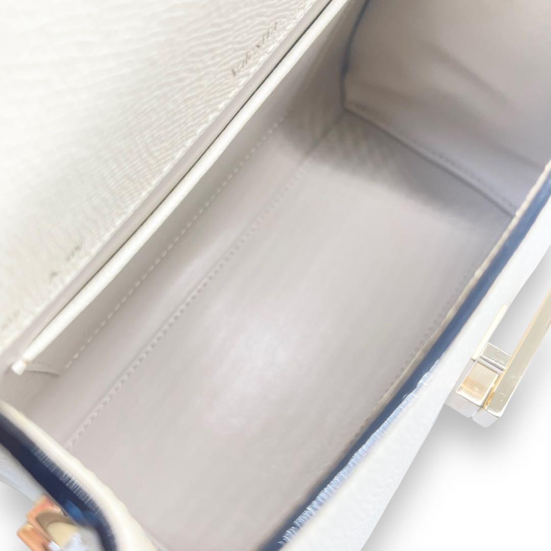 新品・未使用■ヴァレクストラ　ミニ　イジィデ　2way　ショルダーバッグ　保存袋