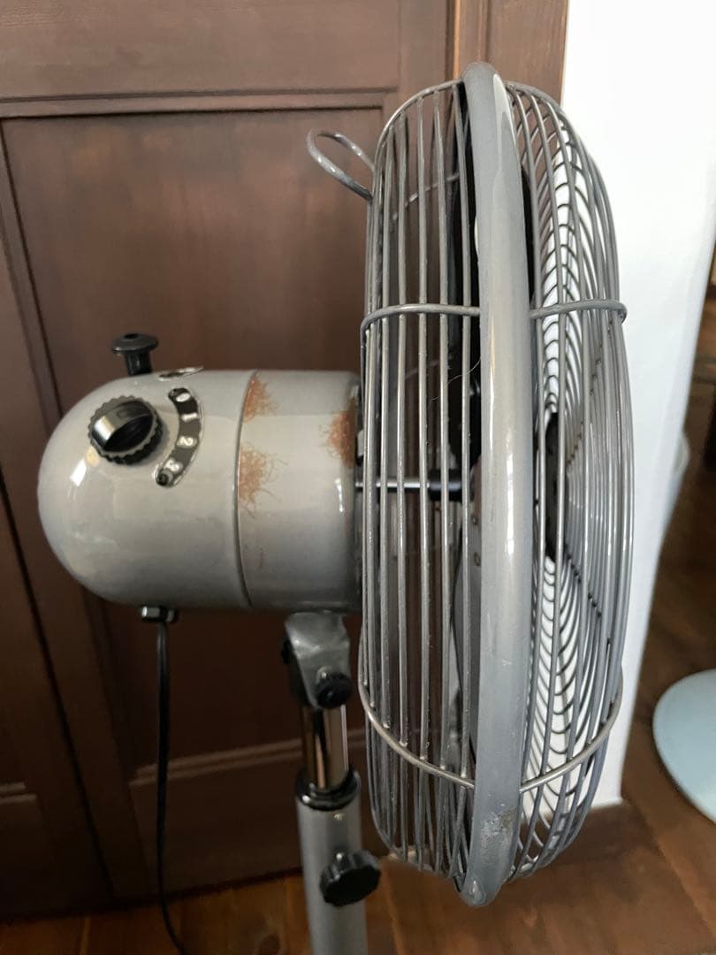 扇風機・サーキュレーター RETRO FLOOR FAN Hermosa