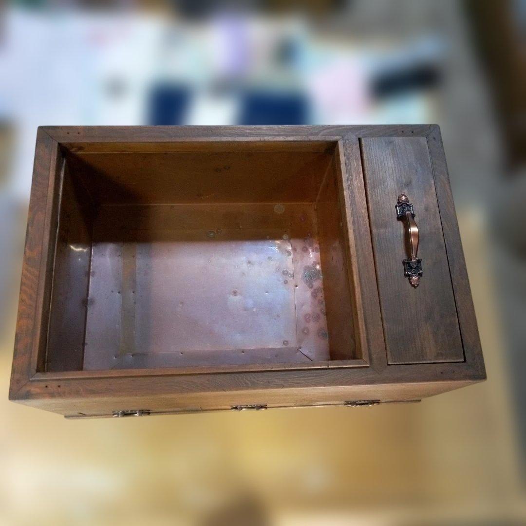 木製の長火鉢 インテリア オブジェ ディスプレイ 置物 工芸品 レア