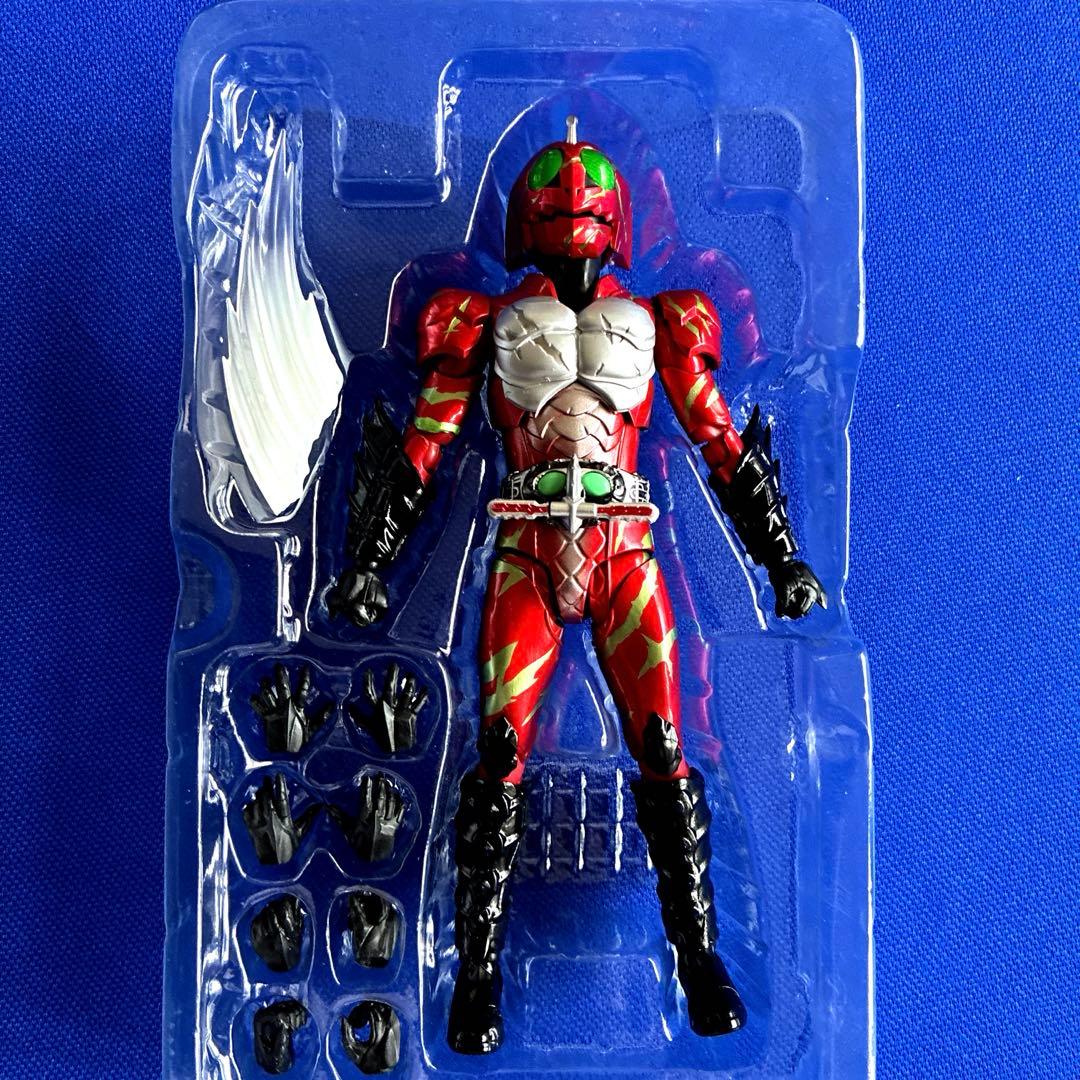 SHフィギュアーツ　仮面ライダー　アマゾンアルファ