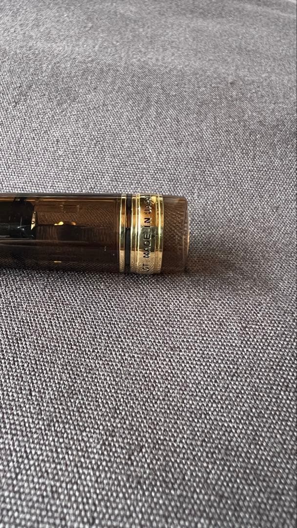 パイロット PILOT カスタム823 万年筆 アンバー F細字 14K