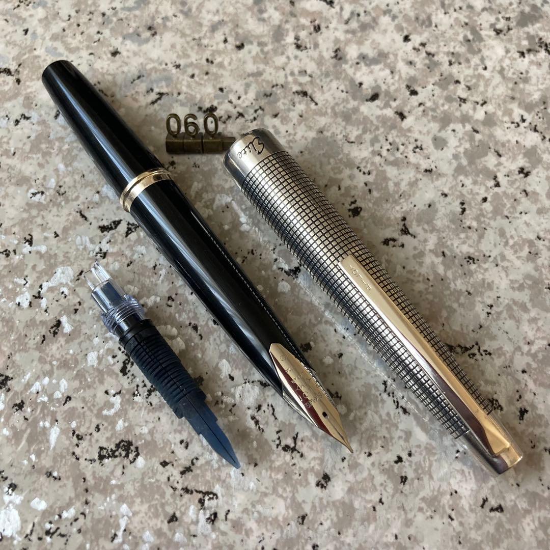 060 オーバーホール済み 万年筆 PILOT Elite 18k WG