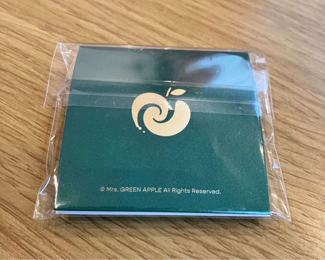 ミセスグリーンアップル ファンクラブ特典 ピンバッジ - メルカリ