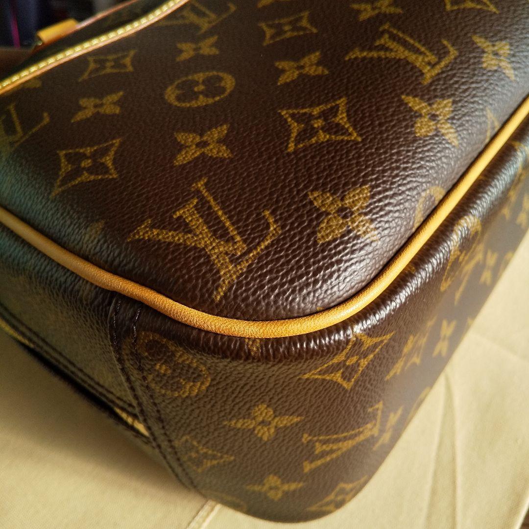 ぺ*ぺ様 【美品】LOUIS VUITTON M42228 トゥルーヴィル 鍵・