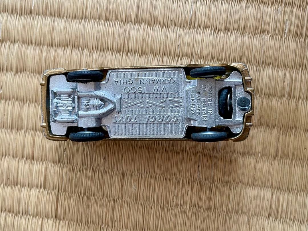 ミニカー Corgi Toys Volkswagen 1500 Karmann Ghia