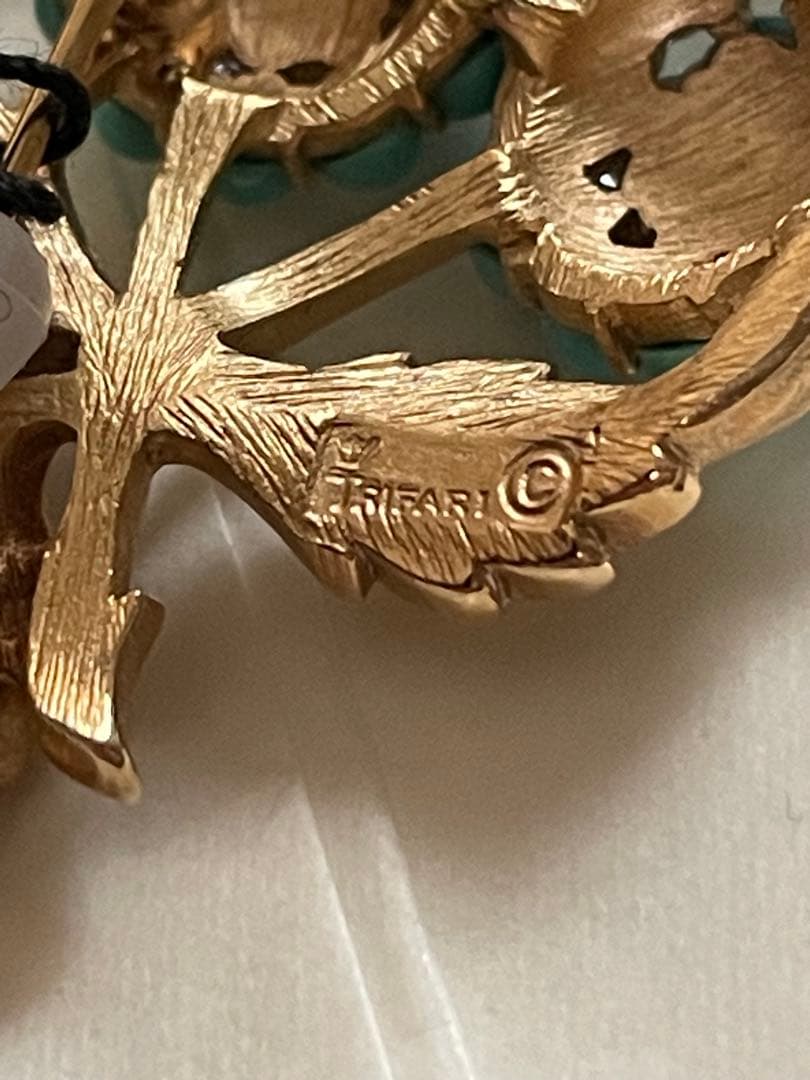 希少タグ付き クラウンTrifari ヴィンテージ ブローチ